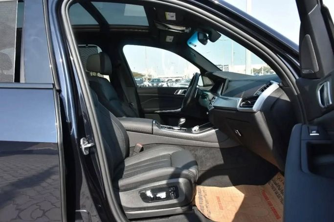Used BMW X5 45e IV (G05/G18), 3.0 l, 2021 in Sharjah by Alfaris Used Cars, Black color. Other | AUTO.AE