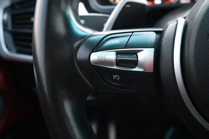 Used BMW X6 35i II (F16), 3.0 l, 2019 in Sharjah by Al Rukin Al Saudi, Red color. GCC Specs | AUTO.AE