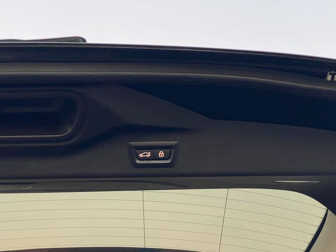 Used BMW X7 40i I (G07), 3.0 l, 2021 in Sharjah by Najmat Almajarah Motors, Black color. American Specs | AUTO.AE