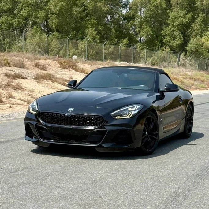 Подержанный BMW Z4 20i III (G29), 2.0 л, 2019 в Шардже от Sarmad Cars Черный цвет. Other | AUTO.AE