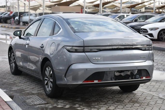 Новый BYD Destroyer 05, 1.5 л, 2025 в Шардже от Alfaris Used Cars Серебристый цвет. Other | AUTO.AE