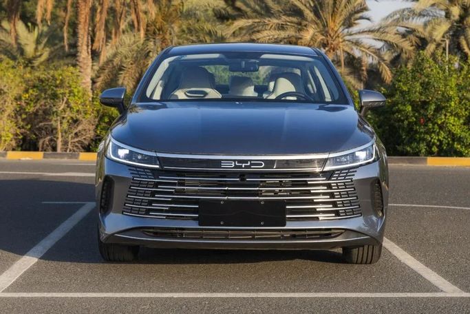 جديدة BYD Destroyer 05, 1.5 l, 2025 في في الشارقة من Dubai 2000 Used Cars، اللون رمادي. المواصفات الصينية | AUTO.AE