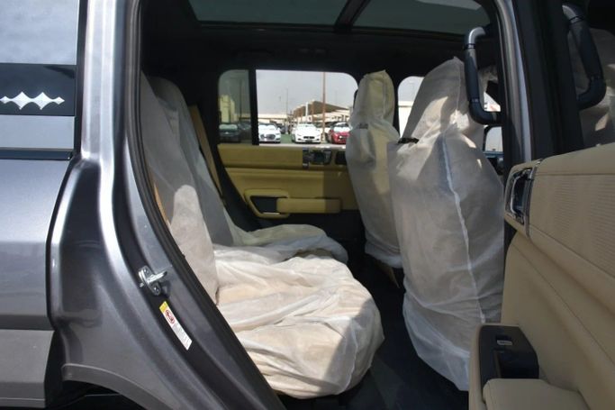 New BYD FangChengBao Leopard 5 I, 1.5 l, 2025 in Sharjah by Alfaris Used Cars, Silver color. Other | AUTO.AE