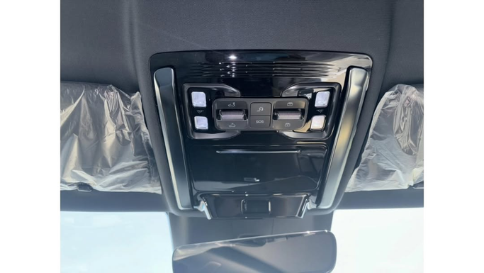 Новый BYD FangChengBao Leopard 5 I Рестайлинг, 1.5 л, 2025 в Шардже от Alfaris Used Cars Черный цвет. Other | AUTO.AE