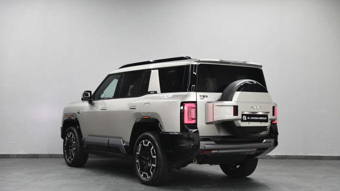 New BYD FangChengBao Leopard 8, 2.0 l, 2025 in Sharjah by Al Qassem Cars Trading, Golden color. GCC Specs | AUTO.AE