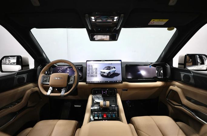 New BYD FangChengBao Leopard 8, 2.0 l, 2025 in Sharjah by Al Qassem Cars Trading, Golden color. GCC Specs | AUTO.AE