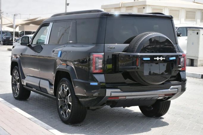 New BYD FangChengBao Leopard 8, 2.0 l, 2025 in Sharjah by Alfaris Used Cars, Black color. Other | AUTO.AE