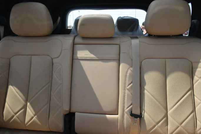 New BYD FangChengBao Leopard 8, 2.0 l, 2025 in Sharjah by Alfaris Used Cars, Silver color. Other | AUTO.AE