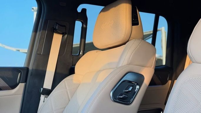 New BYD FangChengBao Leopard 8, 2.0 l, 2024 in Sharjah by Badar Used Cars, Silver color.  | AUTO.AE