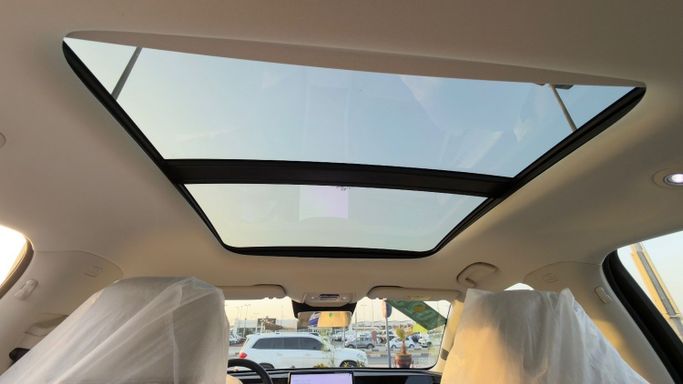 Новый BYD Qin DM-i III, 1.5 л, 2025 в Шардже от Badar Used Cars Серый цвет.  | AUTO.AE