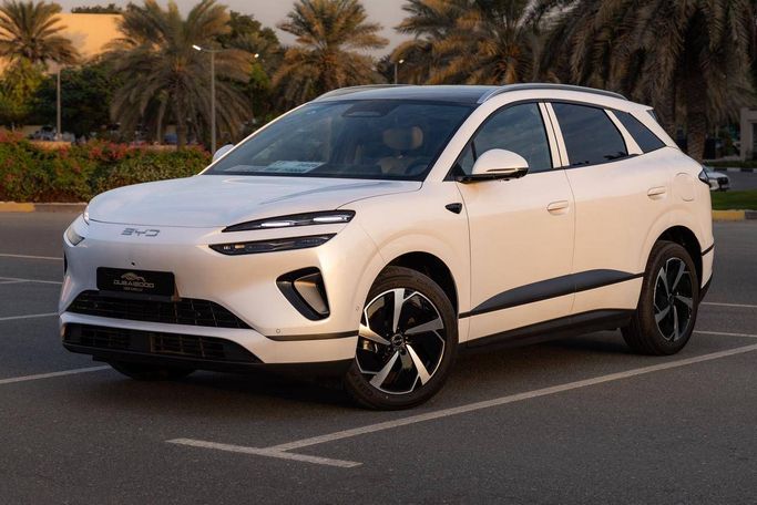 Новый BYD Sea Lion 06, 1.5 л, 2025 в Шардже от Dubai 2000 Used Cars Белый цвет. Китайская | AUTO.AE