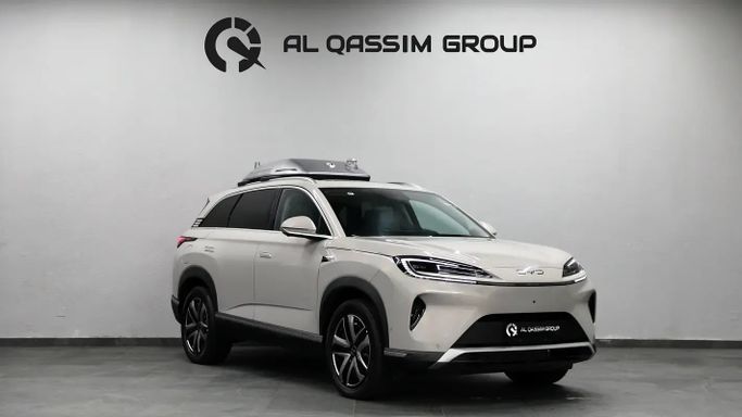 Подержанный BYD Sea Lion 07, 1.5 л, 2025 в Шардже от Al Qassem Cars Trading Бежевый цвет.  | AUTO.AE | Объявление #273783