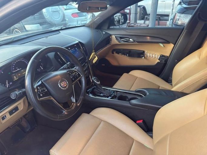 Подержанный Cadillac ATS I Рестайлинг, 2.0 л, 2014 в Шардже от Al Suraj Al Muneer Used Cars Черный цвет. GCC | AUTO.AE