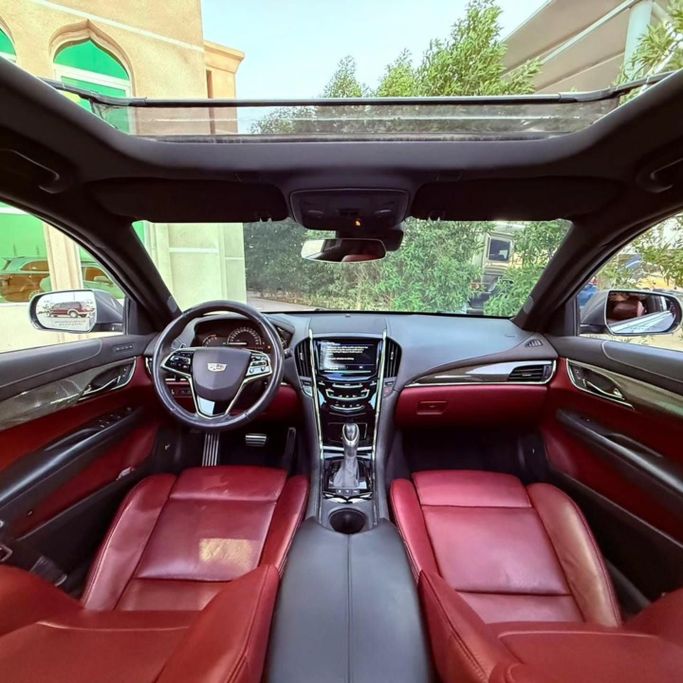 Подержанный Cadillac ATS I Рестайлинг, 3.6 л, 2018 в Шардже от Sarmad Cars Серый цвет. Other | AUTO.AE