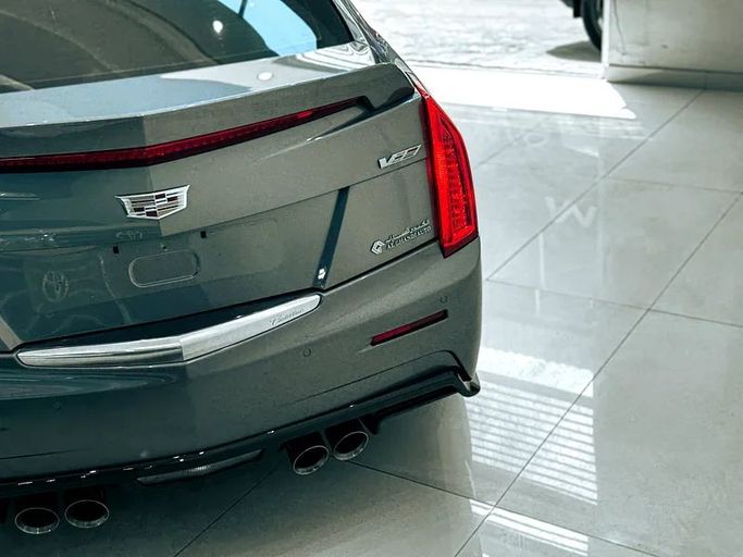 Подержанный Cadillac ATS-V, 3.6 л, 2018 в Шардже от Ryno Cars Серый цвет. GCC | AUTO.AE