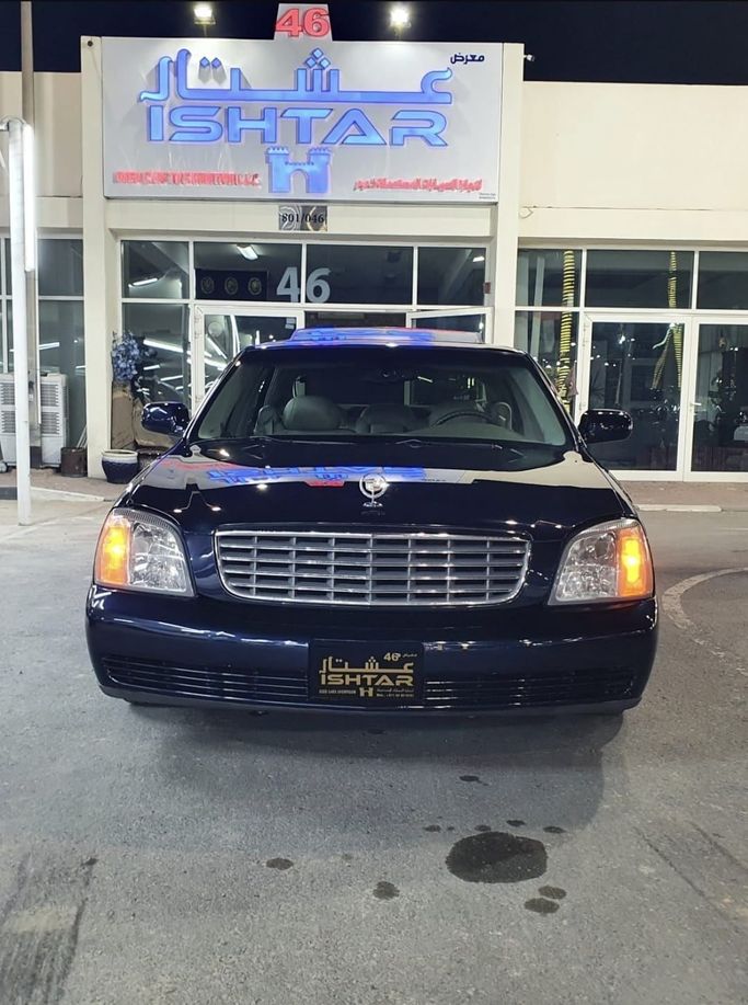 Подержанный Cadillac DeVille VIII, 4.6 л, 2002 в Шардже от Ishtar Used Cars Синий цвет. Other | AUTO.AE