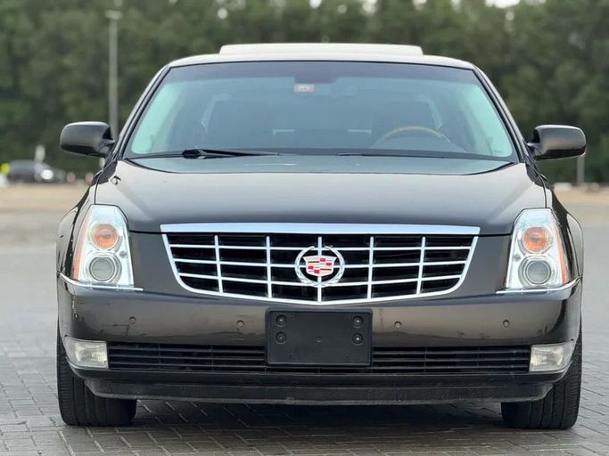 Used Cadillac DTS, 4.6 l, 2008 in Sharjah by Al Ahd Used Cars, Grey color. GCC Specs | AUTO.AE