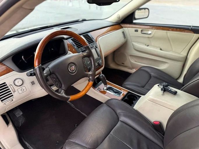 Used Cadillac DTS, 4.6 l, 2008 in Sharjah by Al Ahd Used Cars, Grey color. GCC Specs | AUTO.AE
