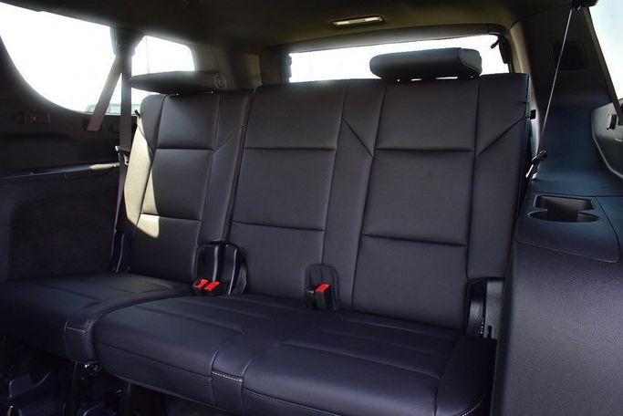 Used Cadillac Escalade ESV V Facelift, 6.2 l, 2025 in Sharjah by Alfaris Used Cars, Black color. Other | AUTO.AE