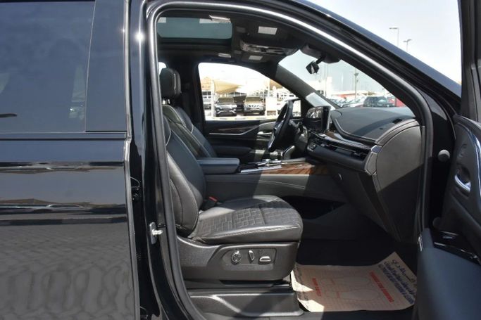 Used Cadillac Escalade V, 6.2 l, 2023 in Sharjah by Alfaris Used Cars, Black color. Other | AUTO.AE