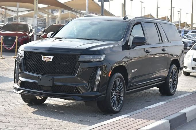 Used Cadillac Escalade ESV V, 6.2 l, 2023 in Sharjah by Alfaris Used Cars, Black color. Other | AUTO.AE