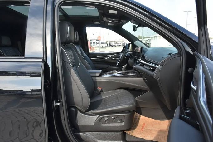 Used Cadillac Escalade ESV V, 6.2 l, 2023 in Sharjah by Alfaris Used Cars, Black color. Other | AUTO.AE