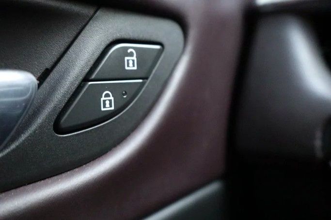 Used Cadillac Escalade V, 6.2 l, 2022 in Sharjah by Al Rukin Al Saudi, Black color. GCC Specs | AUTO.AE