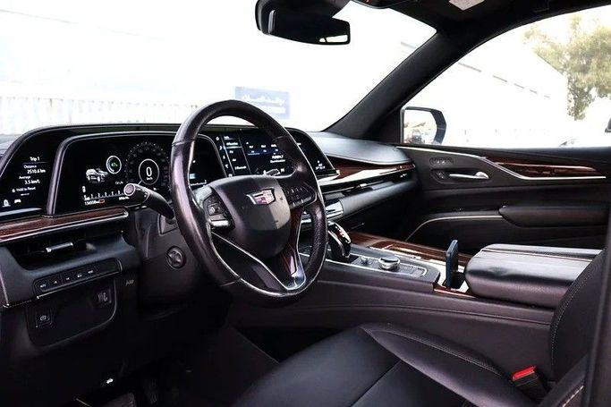 Used Cadillac Escalade V, 6.2 l, 2021 in Sharjah by Al Rukin Al Saudi, Black color. GCC Specs | AUTO.AE