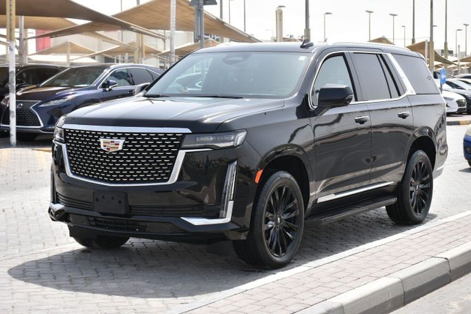 Подержанный Cadillac Escalade V, 6.2 л, 2023 в Шардже от Alfaris Used Cars Черный цвет. Other | AUTO.AE