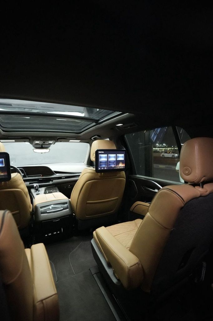 Used Cadillac Escalade V, 6.2 l, 2023 in Sharjah by Najmat Almajarah Motors, White color. American Specs | AUTO.AE