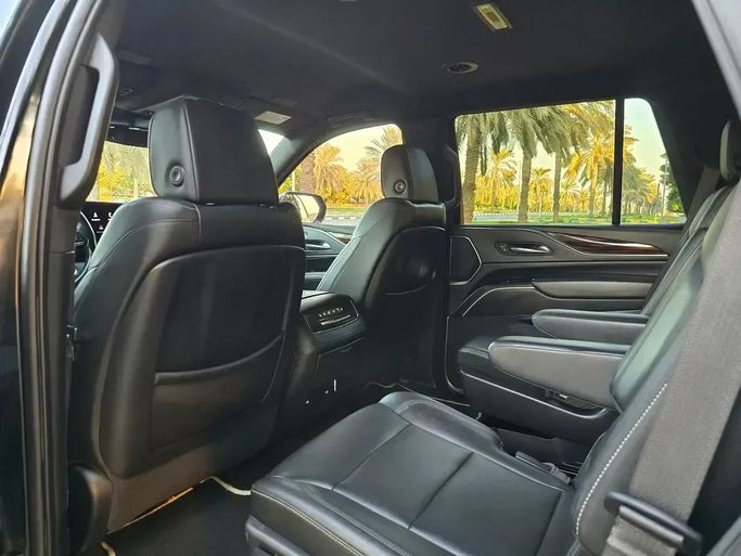 Used Cadillac Escalade V, 6.2 l, 2022 in Sharjah by Al Luluah Al Baithaa, Black color. Canadian Specs | AUTO.AE