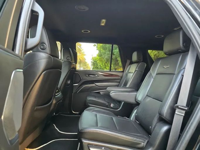 Used Cadillac Escalade V, 6.2 l, 2022 in Sharjah by Al Luluah Al Baithaa, Black color. Canadian Specs | AUTO.AE