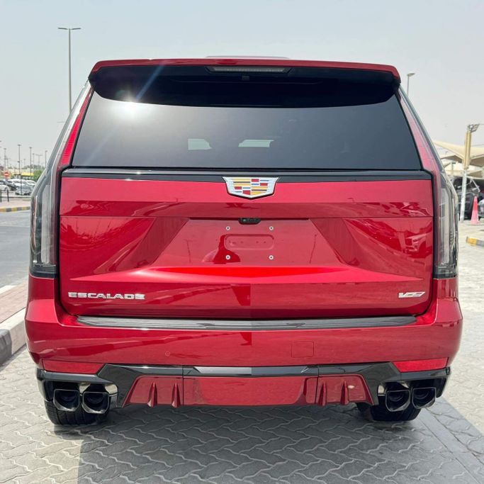 Used Cadillac Escalade-V I, 6.2 l, 2024 in Sharjah by Alfaris Used Cars, Red color. Other | AUTO.AE