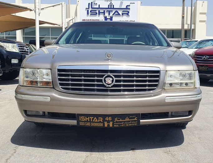 Новый Cadillac Fleetwood II, 5.7 л, 1996 в Шардже от Ishtar Used Cars Бежевый цвет. Other | AUTO.AE