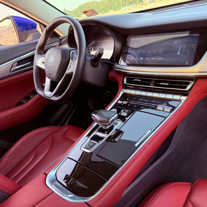 Подержанный Changan CS85, 2.0 л, 2020 в Шардже от Sarmad Cars Синий цвет. Other | AUTO.AE