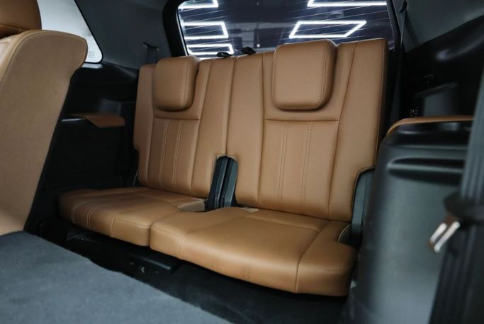 Подержанный Changan CS95 I Рестайлинг 2, 2.0 л, 2024 в Шардже от Al Qassem Cars Trading Серый цвет. GCC | AUTO.AE