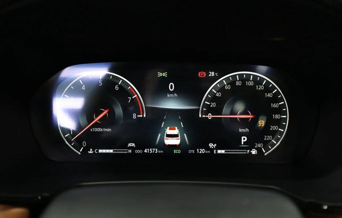 Подержанный Changan CS95 I Рестайлинг 2, 2.0 л, 2024 в Шардже от Al Qassem Cars Trading Серый цвет. GCC | AUTO.AE