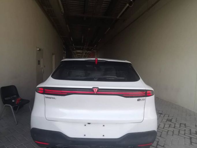 Подержанный Changan Deepal S05, 1.5 л, 2025 в Шардже от Alfaris Used Cars Белый цвет. Other | AUTO.AE