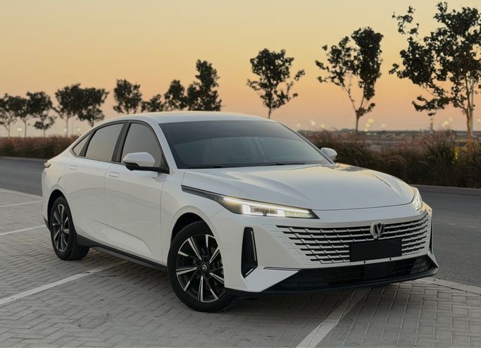 مستعملة ⁦Changan Eado Plus، 1.5 l، 2025⁩ في في الإمارات, الشارقة من Najm Suhail، اللون أبيض. مواصفات الخليج | AUTO.AE | إعلان #291841