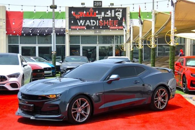 Used Chevrolet Camaro VI Facelift, 6.2 l, 2019 in Sharjah by Wadishee Used Cars, Grey color. Korean Specs | AUTO.AE