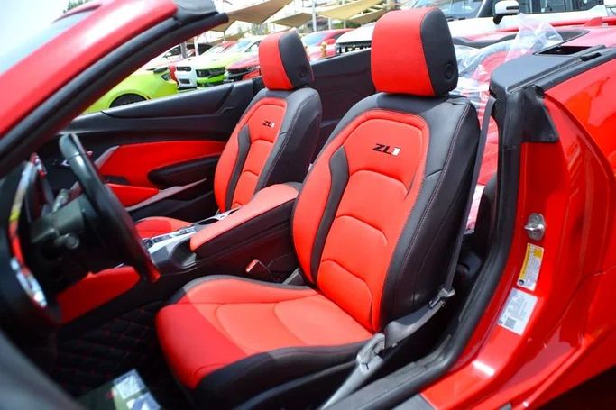 Used Chevrolet Camaro VI Facelift, 2.0 l, 2020 in Sharjah by Wadishee Used Cars, Red color. American Specs | AUTO.AE