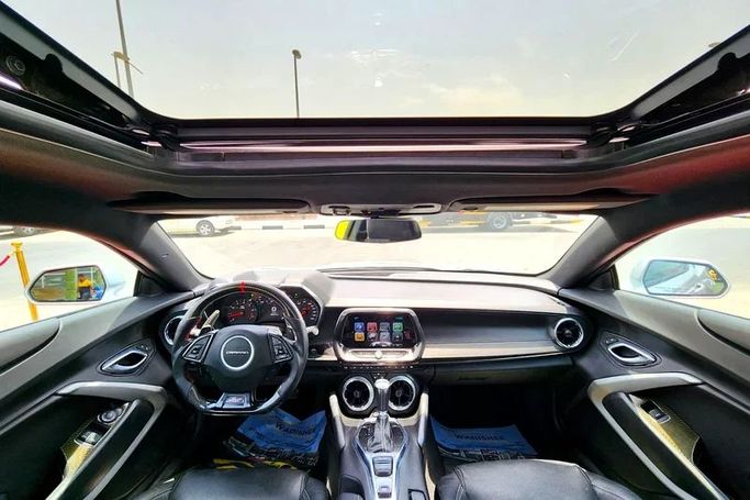 Used Chevrolet Camaro VI, 6.2 l, 2018 in Sharjah by Wadishee Used Cars, White color. American Specs | AUTO.AE