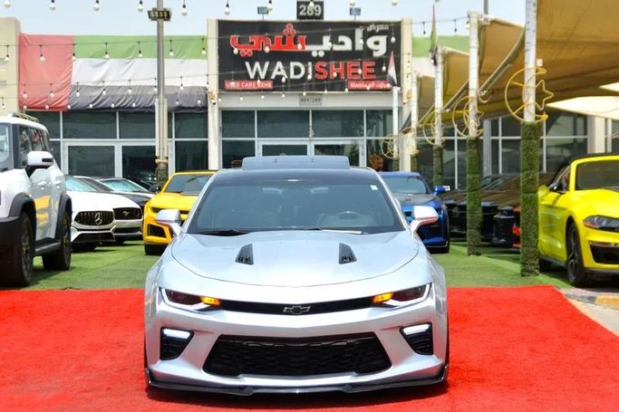 Used Chevrolet Camaro VI, 6.2 l, 2018 in Sharjah by Wadishee Used Cars, White color. American Specs | AUTO.AE