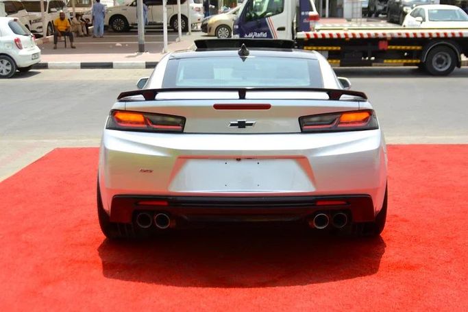 Used Chevrolet Camaro VI, 6.2 l, 2018 in Sharjah by Wadishee Used Cars, White color. American Specs | AUTO.AE