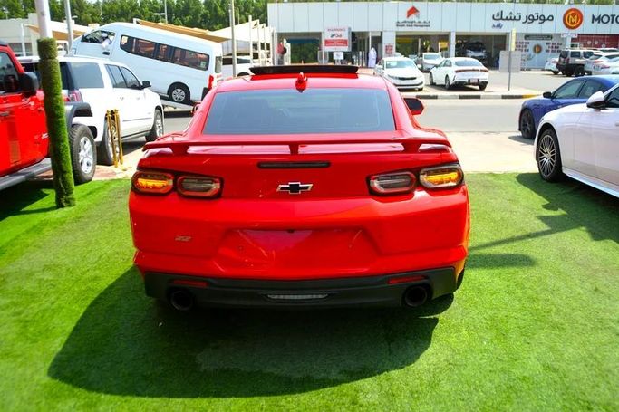 Used Chevrolet Camaro VI Facelift, 6.2 l, 2021 in Sharjah by Wadishee Used Cars, Red color. Korean Specs | AUTO.AE