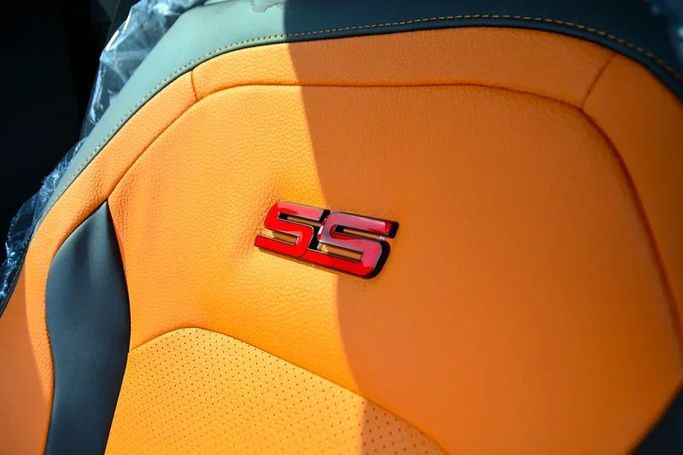 Used Chevrolet Camaro VI Facelift, 6.2 l, 2022 in Sharjah by Wadishee Used Cars, Black color. American Specs | AUTO.AE