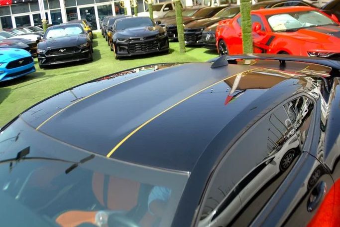 Used Chevrolet Camaro VI Facelift, 6.2 l, 2022 in Sharjah by Wadishee Used Cars, Black color. American Specs | AUTO.AE