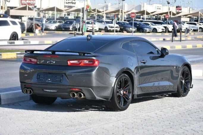 Used Chevrolet Camaro VI, 6.2 l, 2018 in Sharjah by Alfaris Used Cars, Grey color. Other | AUTO.AE