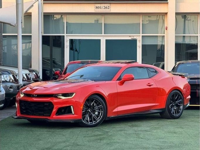Used Chevrolet Camaro VI Facelift, 6.2 l, 2019 in Sharjah by Noor Al Seyoh Used Cars, Orange color. GCC Specs | AUTO.AE