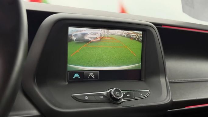 Used Chevrolet Camaro VI, 3.6 l, 2016 in Sharjah by Badar Used Cars, Silver color.  | AUTO.AE